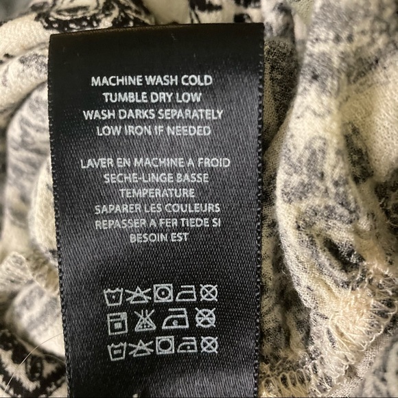 Eri+Ali Anthropologie Boho V-Neck Top W/ Bell Sleeves - Picture 8 of 8